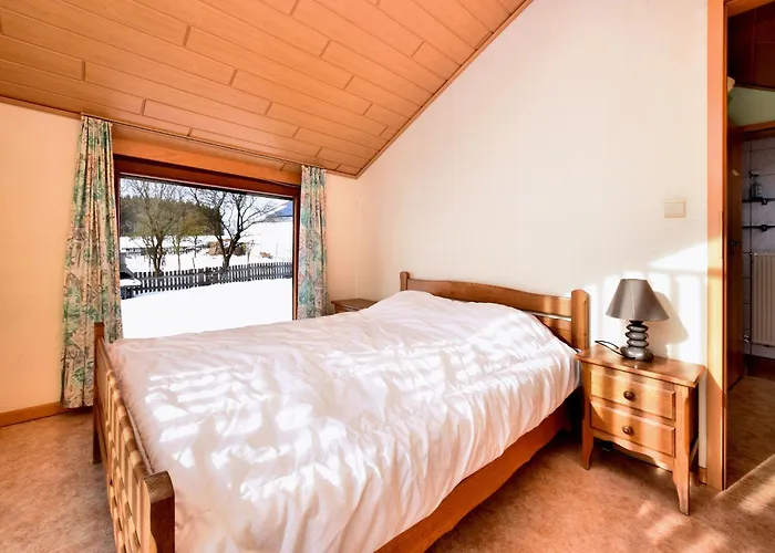 Casa de Férias In St Vith With Hot Tub *